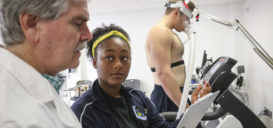 Engaging with experts in the physiology lab