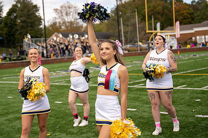 E&H cheerleaders