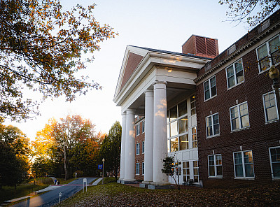 McGlothlin-Street Hall