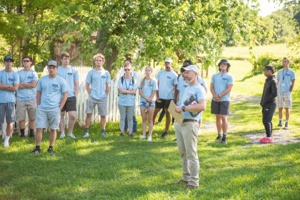 First-Year Students participate in Service Plunge Fall 2022 during New Student Experience weekend in corporation with the Appalachian Cen...