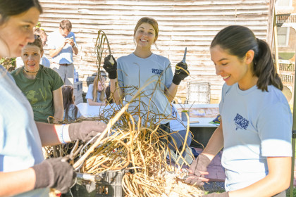 First-Year Students participate in Service Plunge Fall 2022 during New Student Experience weekend in corporation with the Appalachian Cen...