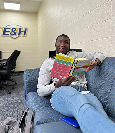 Student Athlete Success Center Student studying